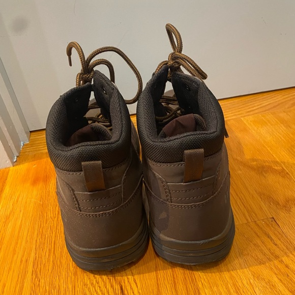 Men’s Skechers Memory Foam Glaven Boot in Chocolate - Picture 4 of 5